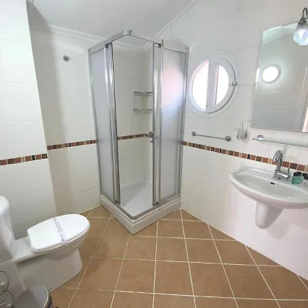 Oasis C7 Villa