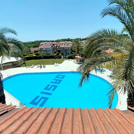 Villa Oasis C7 *